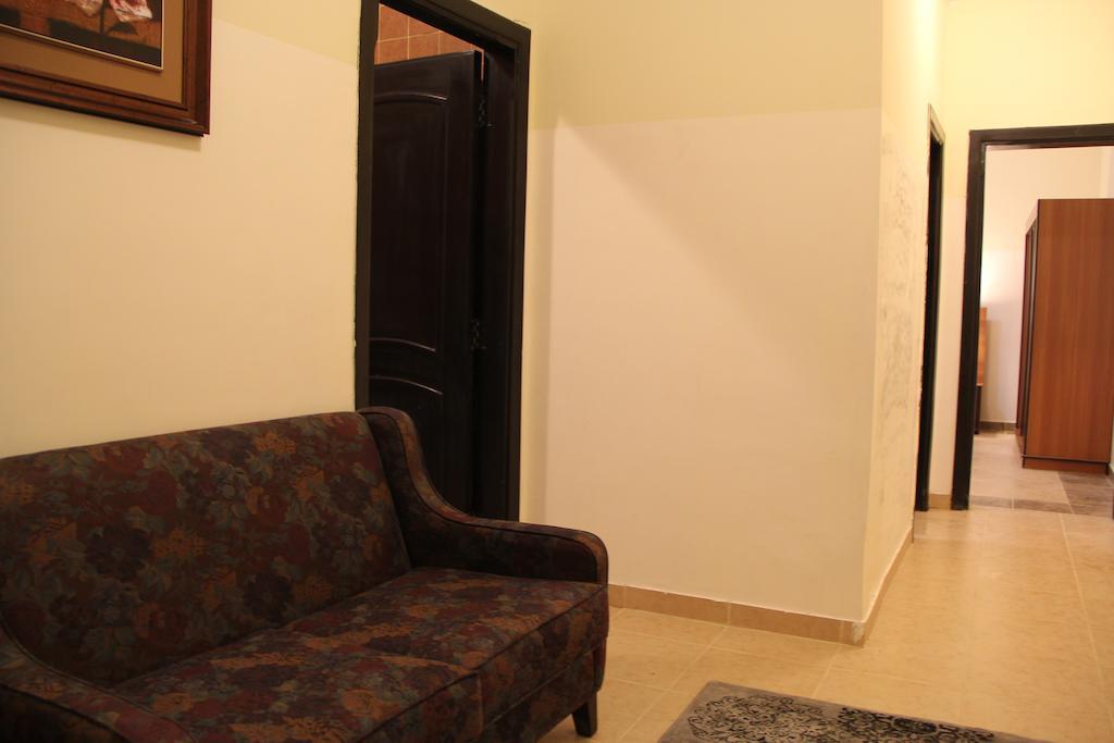 Platinum Express Hotel Suites