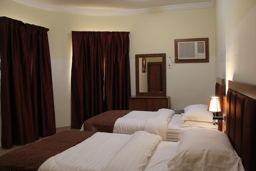 Platinum Express Hotel Suites Aparthotel 3*